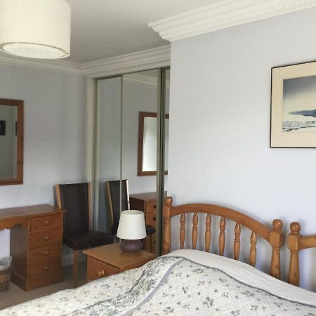 Pamela'S Apartment เอดินบะระ ภายนอก รูปภาพ
