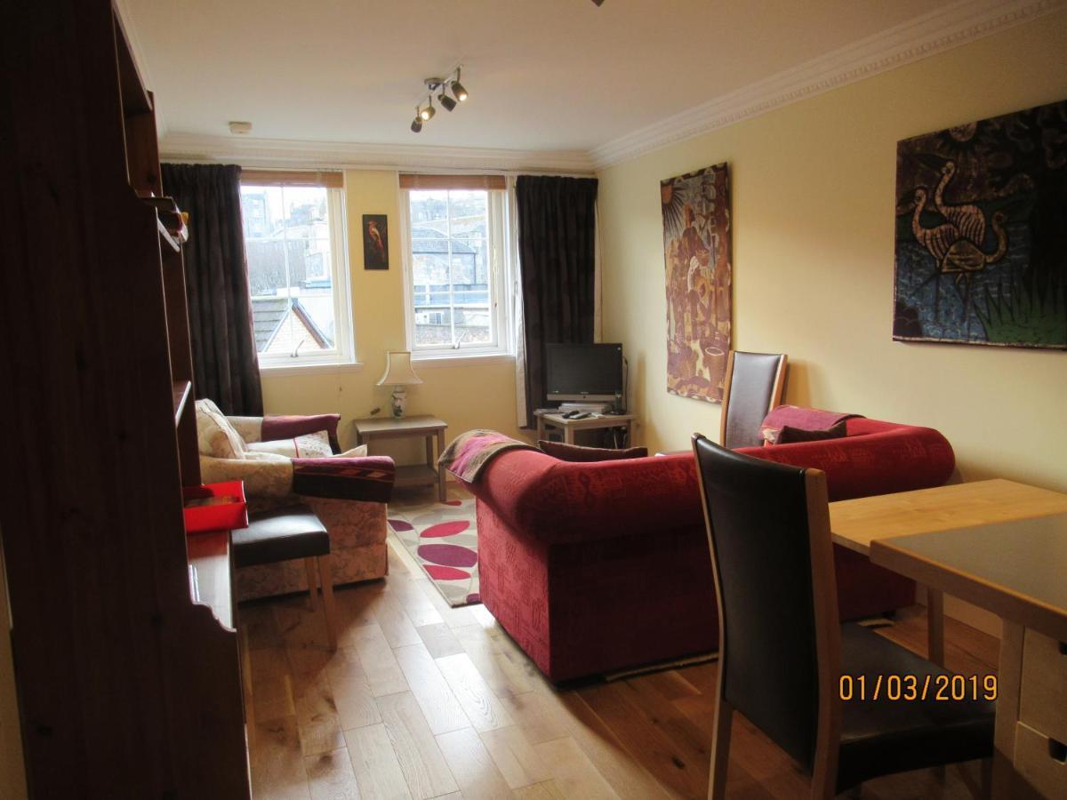 Pamela'S Apartment เอดินบะระ ภายนอก รูปภาพ